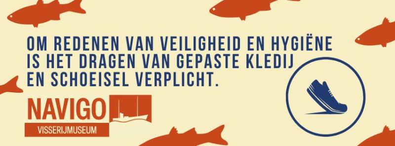 schoeisel en gepaste kledij zijn verplicht in het museum 